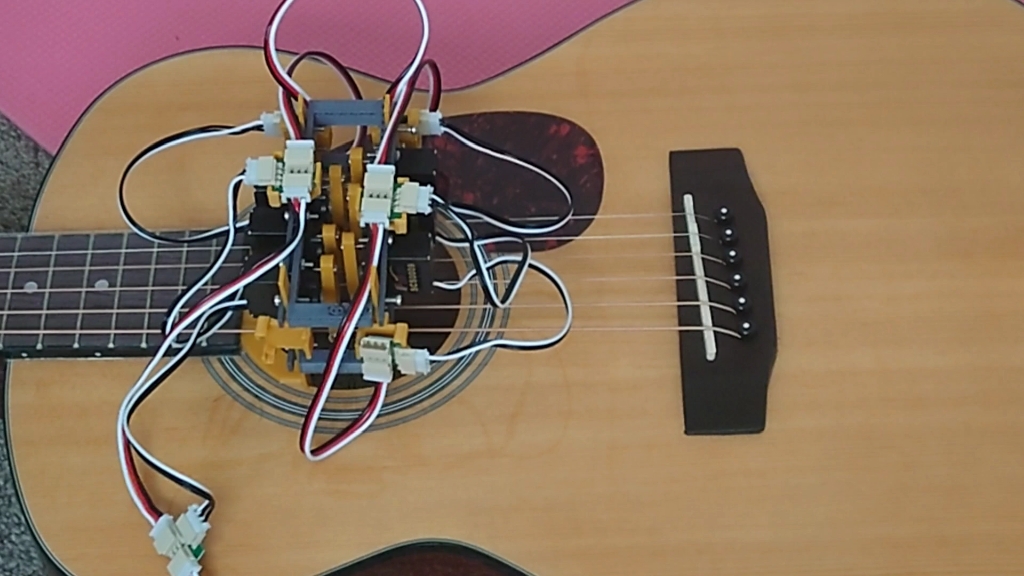 吉他机器人，击弦测试，七里香
