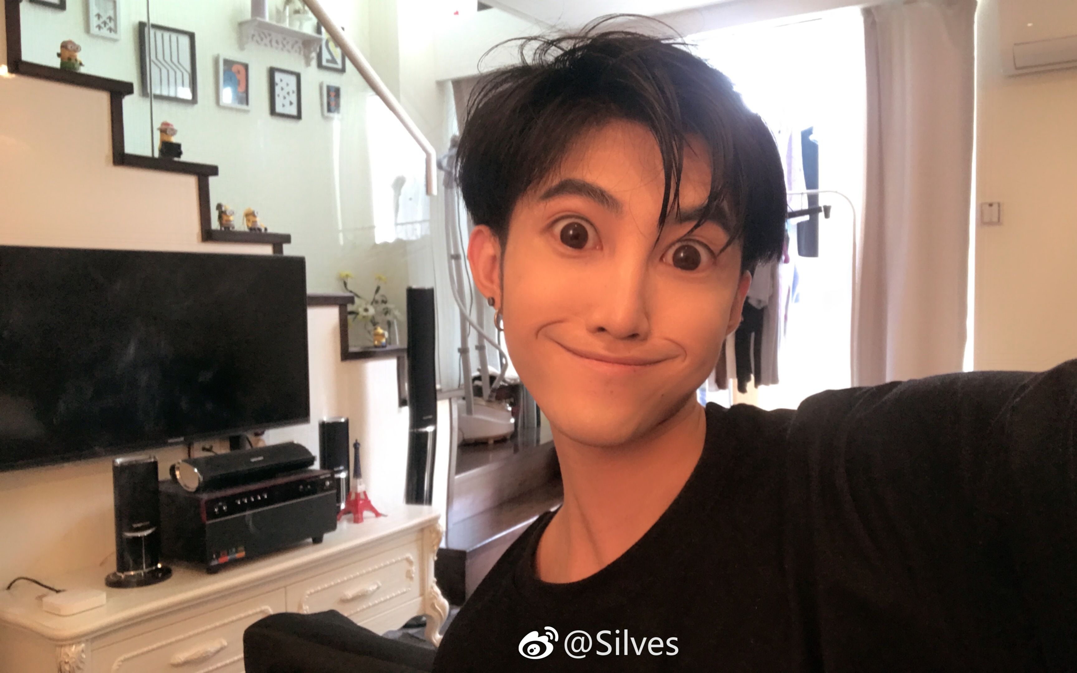 手机直播唱歌有什么秘诀没有,应该怎么调音?