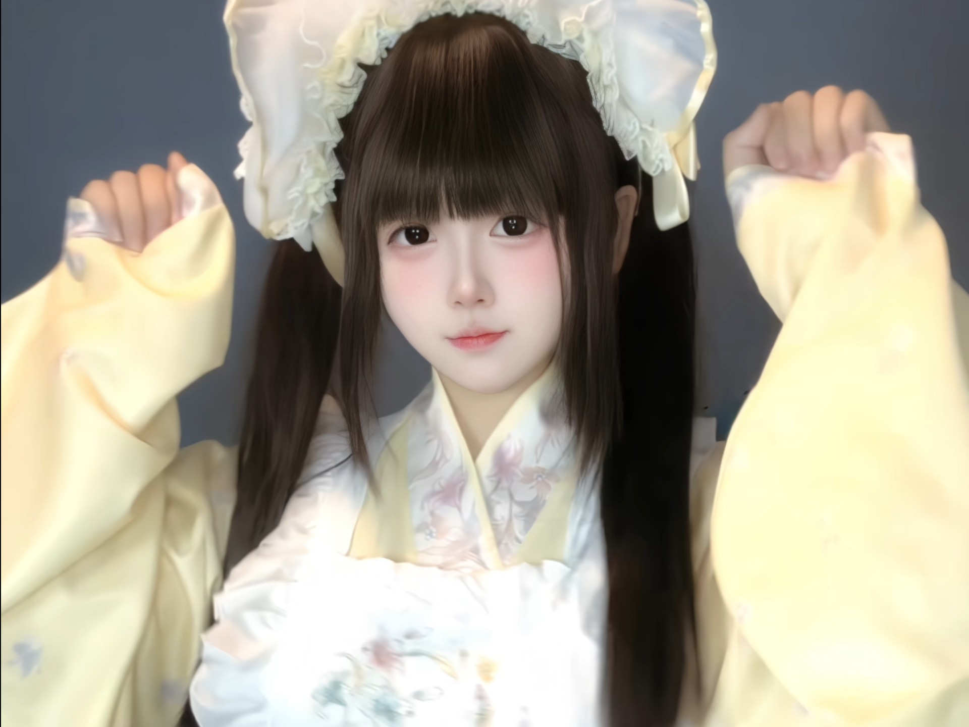 Honey, please don't be mad (#`n´)