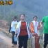 越南姑娘小竹带甘蔗回家给父母，送小瓜去上学，她越来越成熟