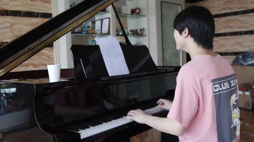 苏新皓钢琴演奏《我们的爱》