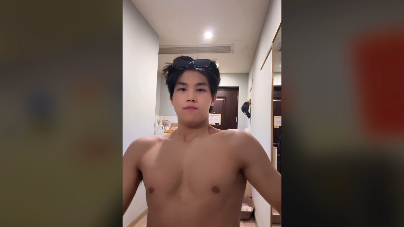 ScreenRecording_09-24-2025 21-53-41_1