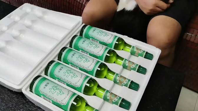 教你如何鉴别六神花露水