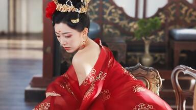 <em class="keyword">赵佳</em>这妩媚一趴，哪个皇帝经得住这样的考验…