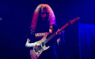 【电吉他】翻弹 Guthrie govan - Uptown ~视频