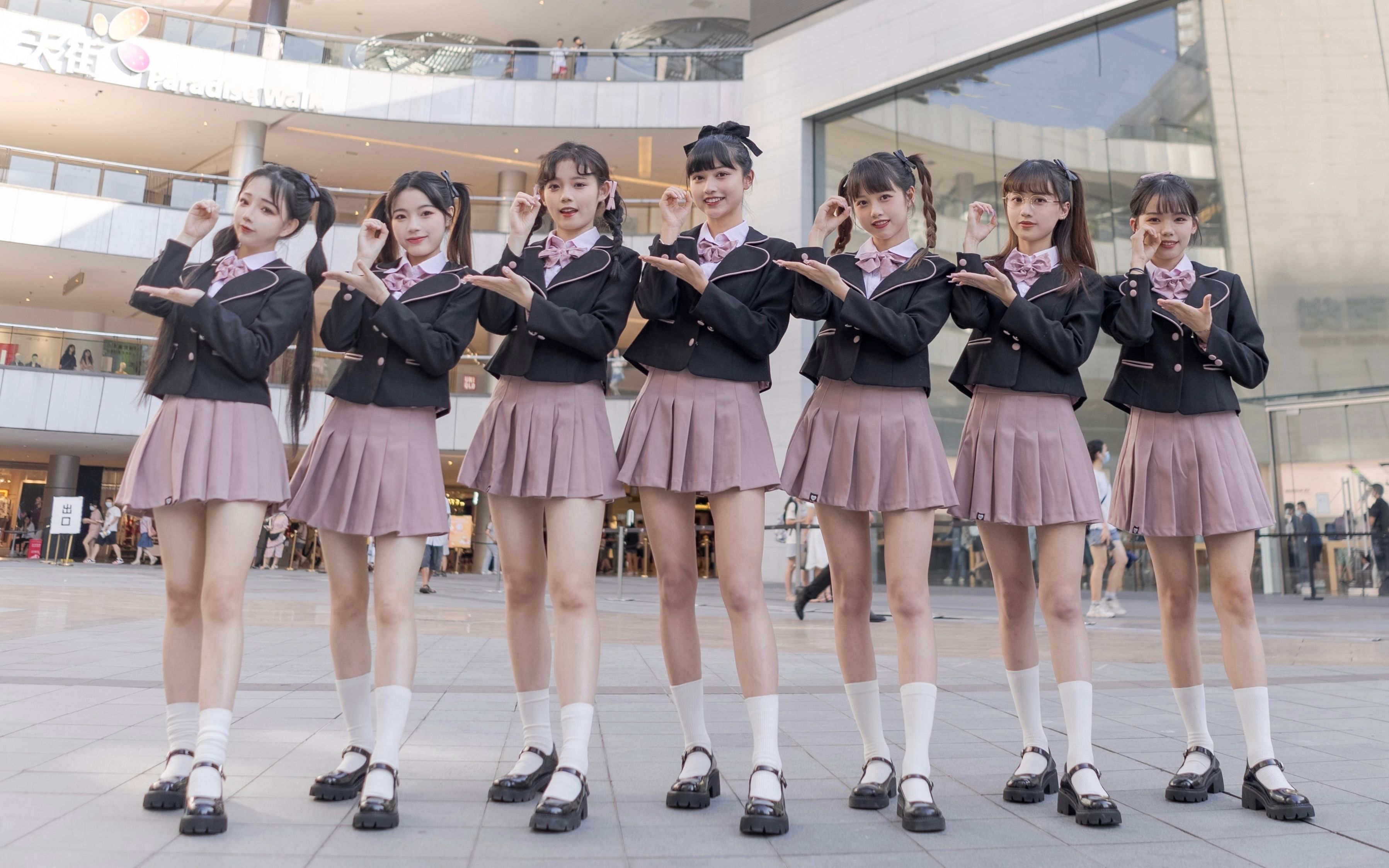 Sugar Girls Dance KPOP in the Street?Mystery Flight members join..! | scientist heat roadshow is coming!