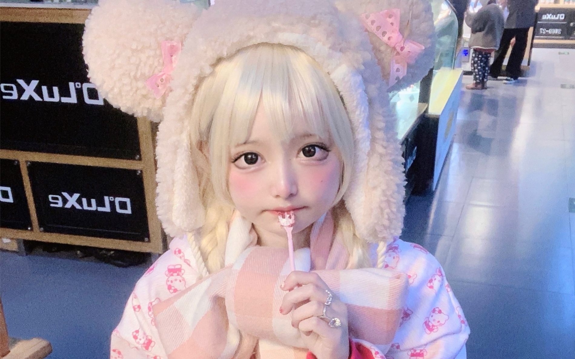 [Daily Life with a Sister] Experiencing the seniority of having a very skinny sister?