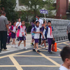 双减后的小学生忙不忙呢？一年级小女孩生活得如此充实