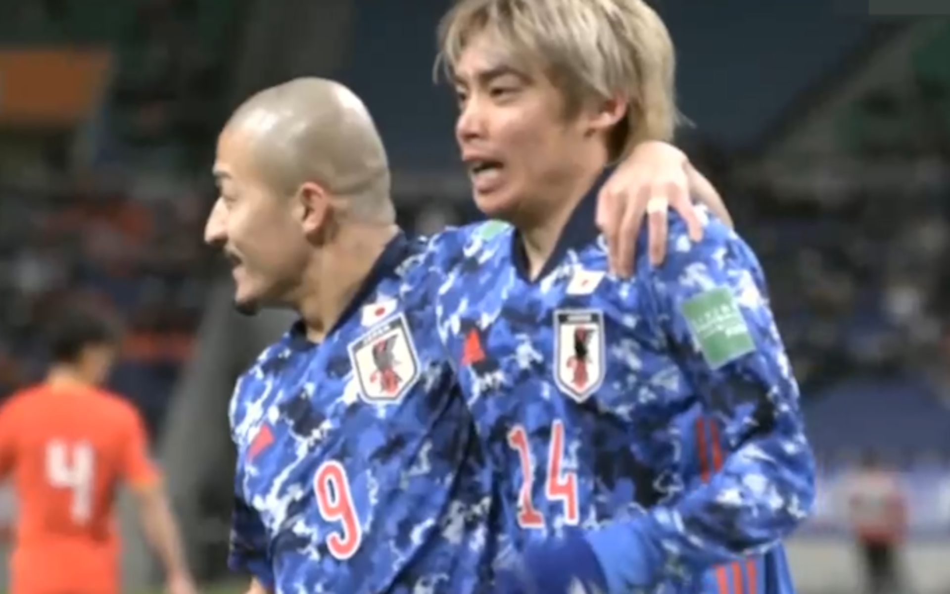 国足Vs日本：下半场十五分钟，日本队2:0中国队，出局已定了