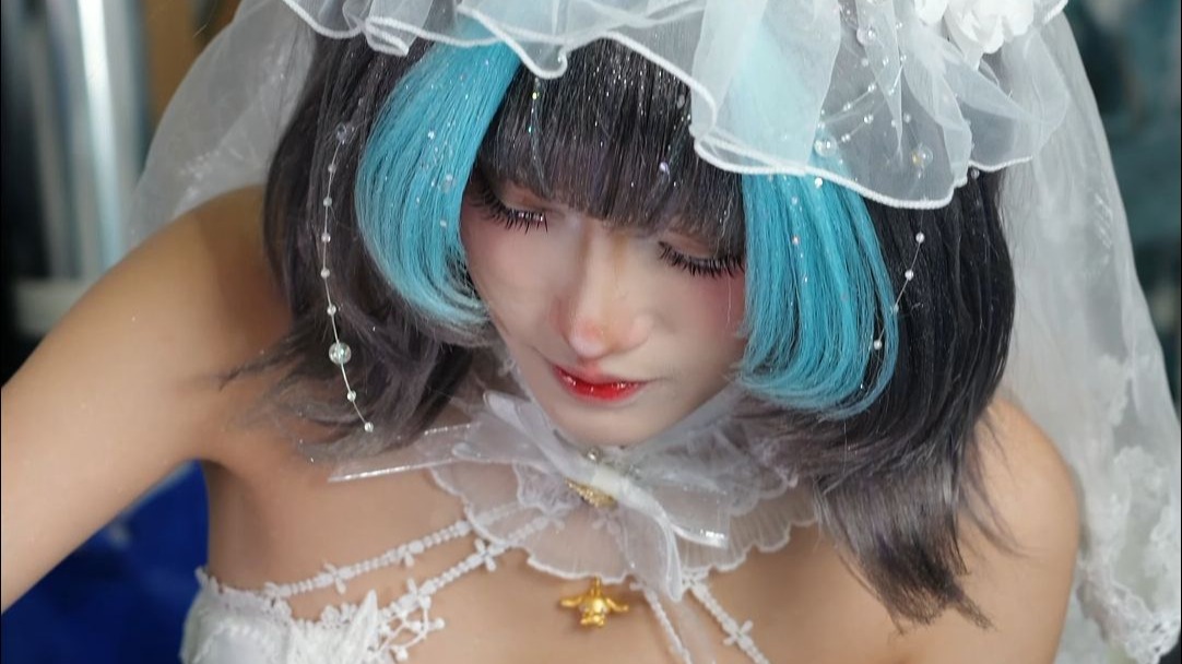 That's the beauty of a book signing~ in CICF