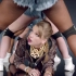 【官方MV】Taylor Swift 泰勒·斯威夫特 - Shake It Off