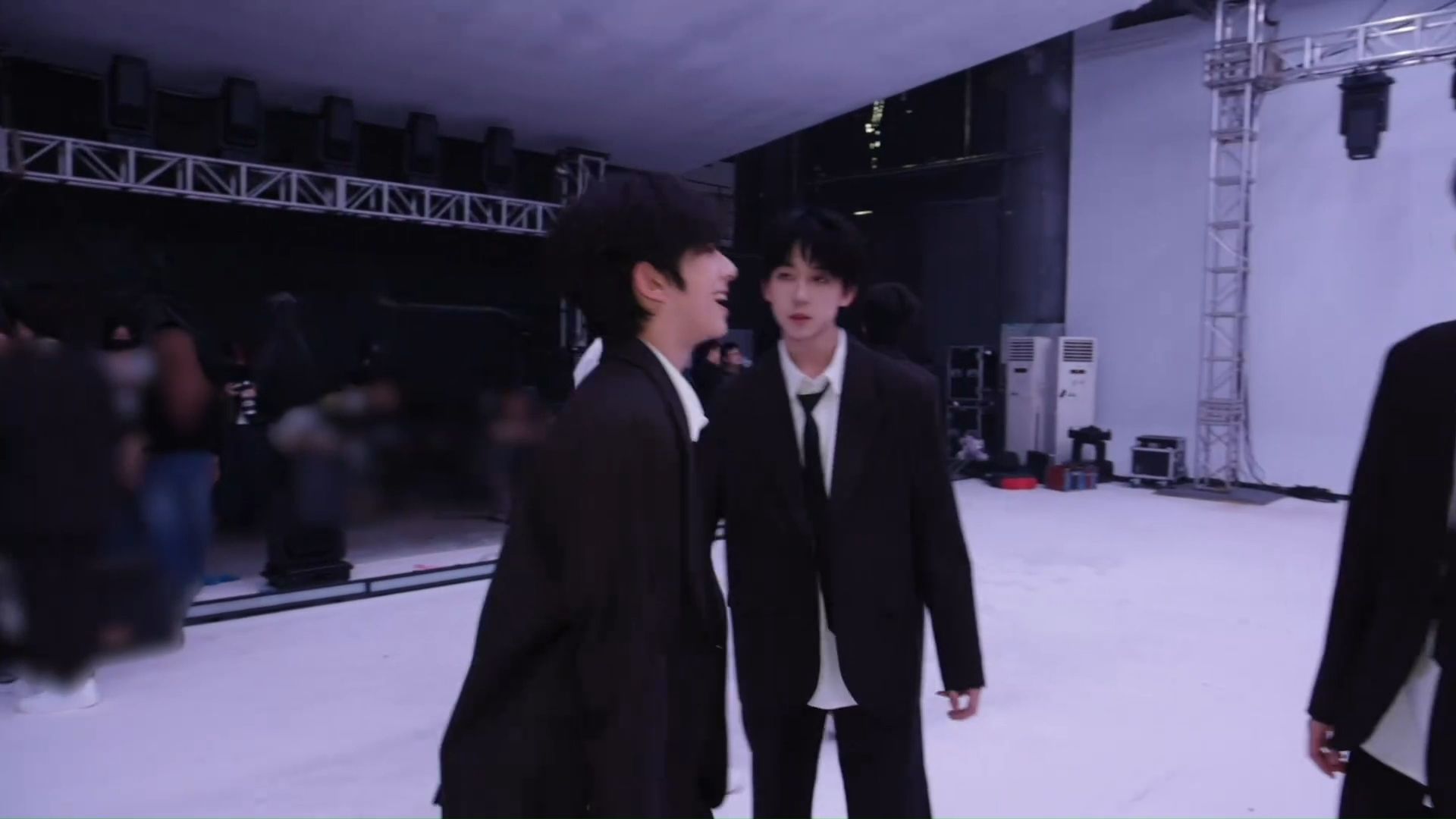 【TF家族练习生】迷你纪录片《一颗好星星-闪光》12文铭cut