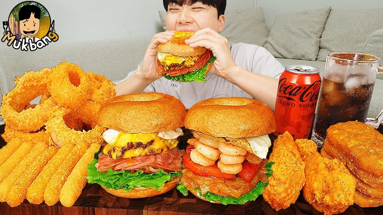 培根牛肉贝果汉堡，辣鸡块虾仁贝果汉堡，芝士棒，薯饼