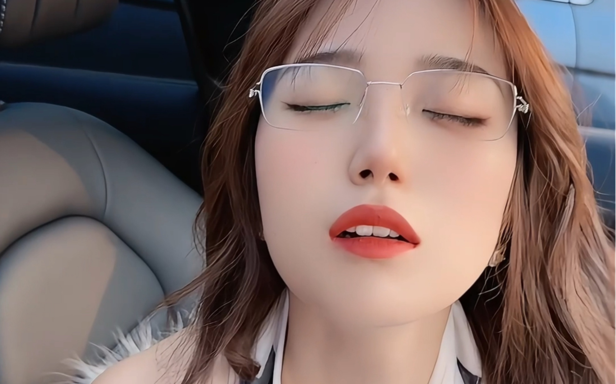 The hot sun was in my face.