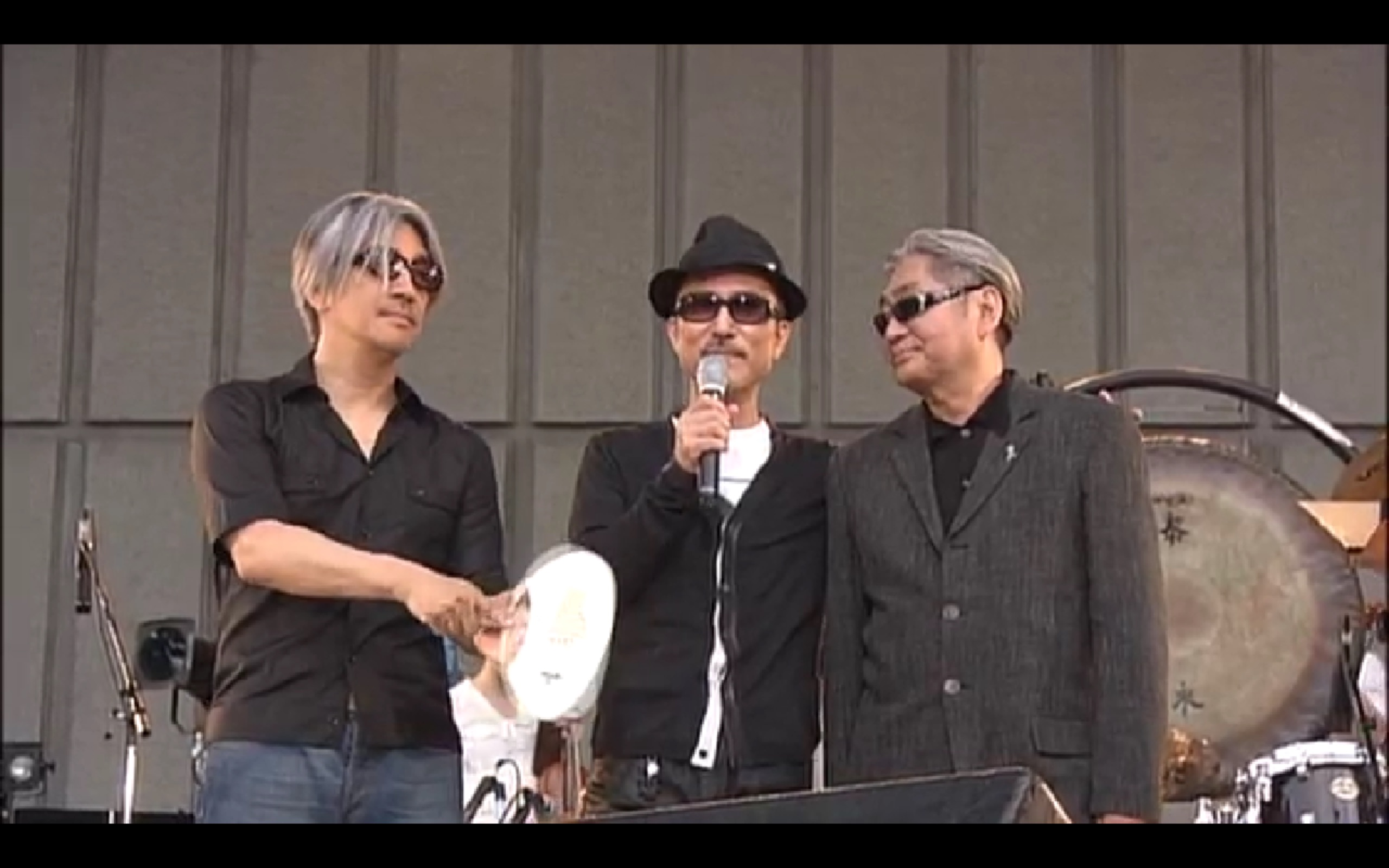 細野晴臣Tシャツ★細野晴臣と地球の仲間たち ～空飛ぶ円盤飛来60周年 細野晴臣Tシャツ☆細野晴臣と地球の仲間たち ～空飛ぶ円盤飛来