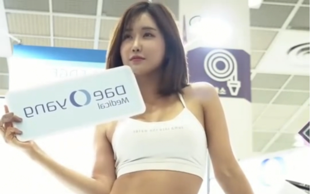 《最美车模系列》——女神柳多妍续38