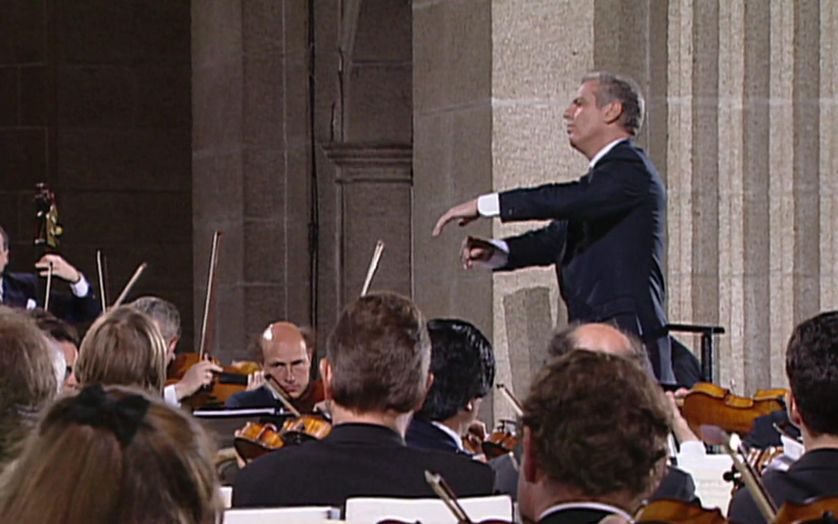 Daniel Barenboim And Pl Cido Domingo At The European Concert In The Escori Bilibili