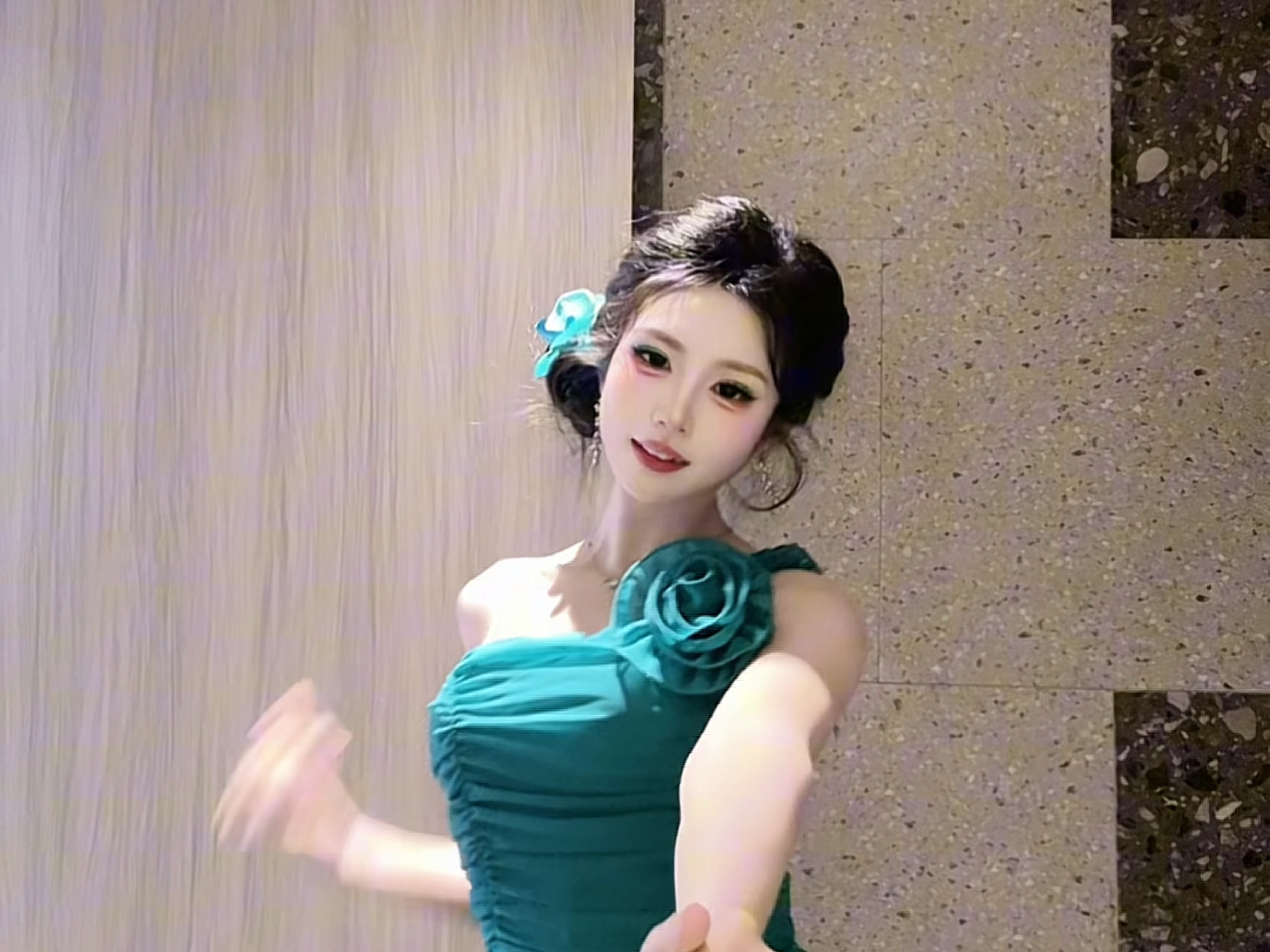 想给姐姐买买买～