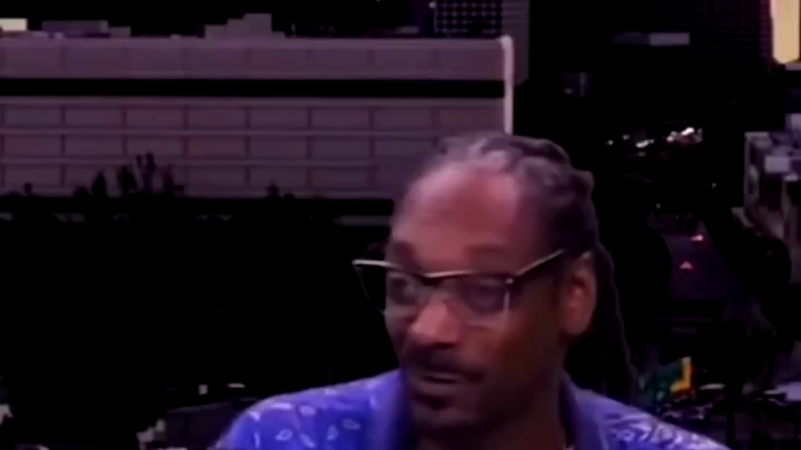Snoop dogg 起床第一件事