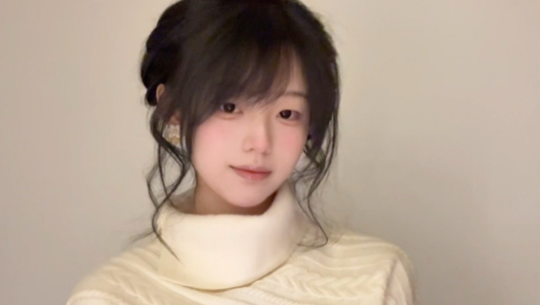 把头发梳成大人模样了 | 辣椒素素素的精彩视频-COSER 联盟 - 专业 COSPLAY 作品展示平台 | 精选国内外顶尖 Coser