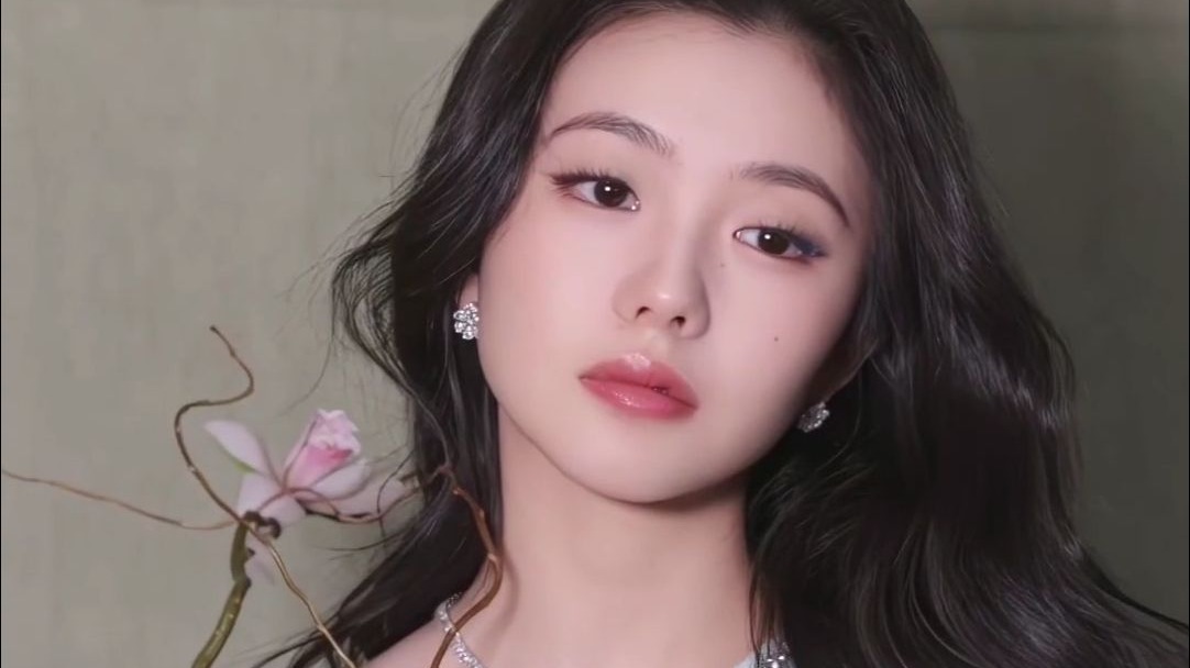 【刘浩存】身材也是极好的！！