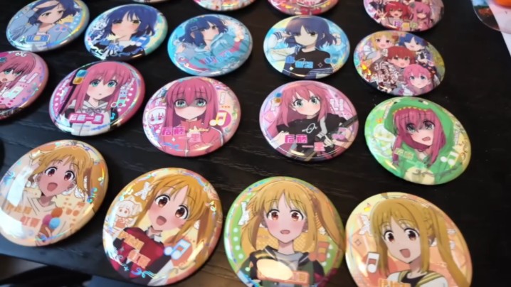 啊啊啊啊啊啊我拆拆拆拆拆拆完了一盒孤独摇滚！！！