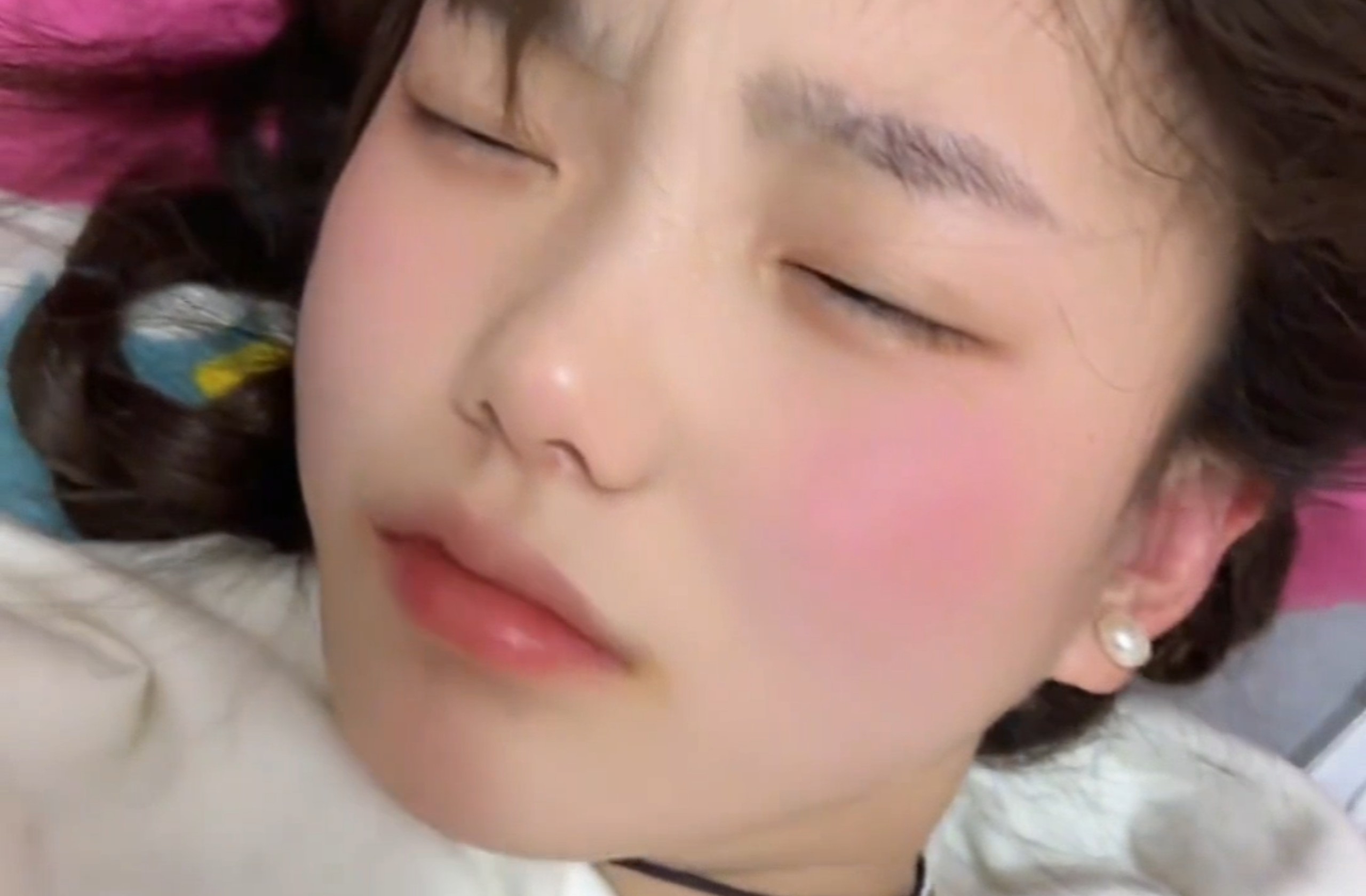 她这状态谁懂啊