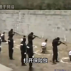 死刑犯枪决珍贵影像：围观群众拍手叫好
