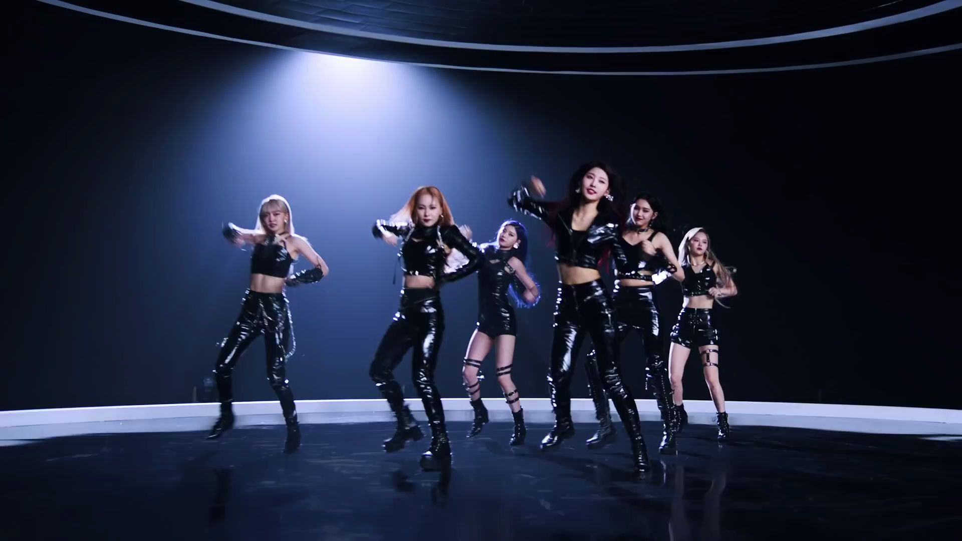 EVERGLOW LA DI DA MV_哔哩哔哩_bilibili