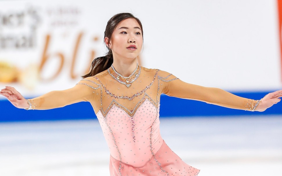 【Emily Zhang】参加过俱乐部联赛 擅长连3lo 2018全美青年组女单短节目_哔哩哔哩_bilibili