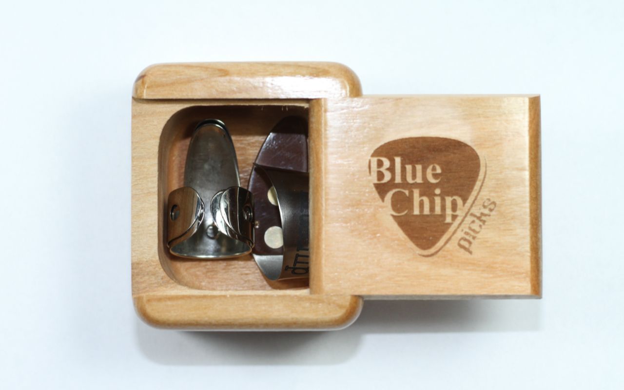 【SooMusic】Tim老爷子DIY制作属于自己的bluechip拇指拨片