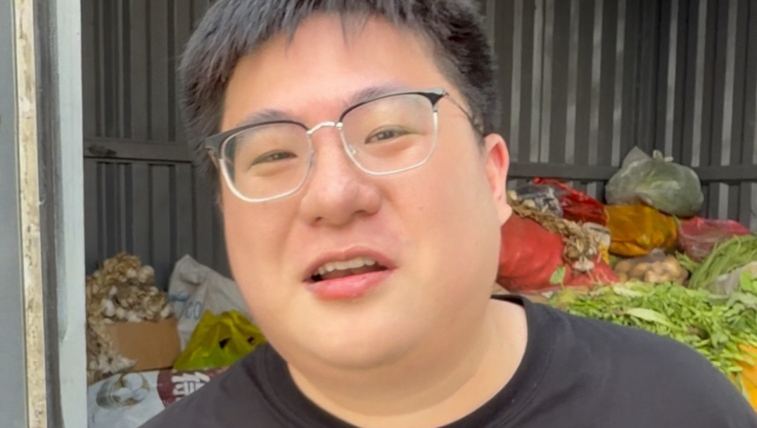兄弟们我把菜市场搬空了