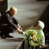 在音乐会上，宫崎骏给久石让献花，久石让哭了