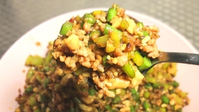 热馒头配小菜 83dadbba7ea25d10af3dd1852ad478ab6412c208.jpg@280w_158h_1c_100q.jpg