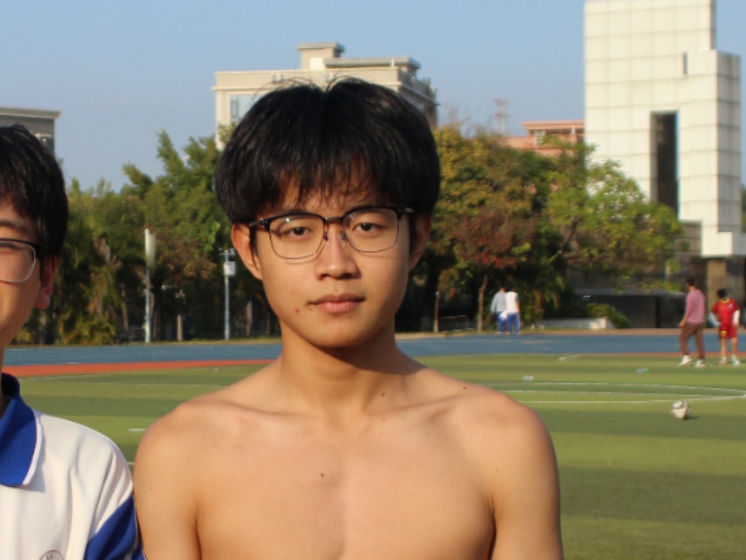 校草失恋了……