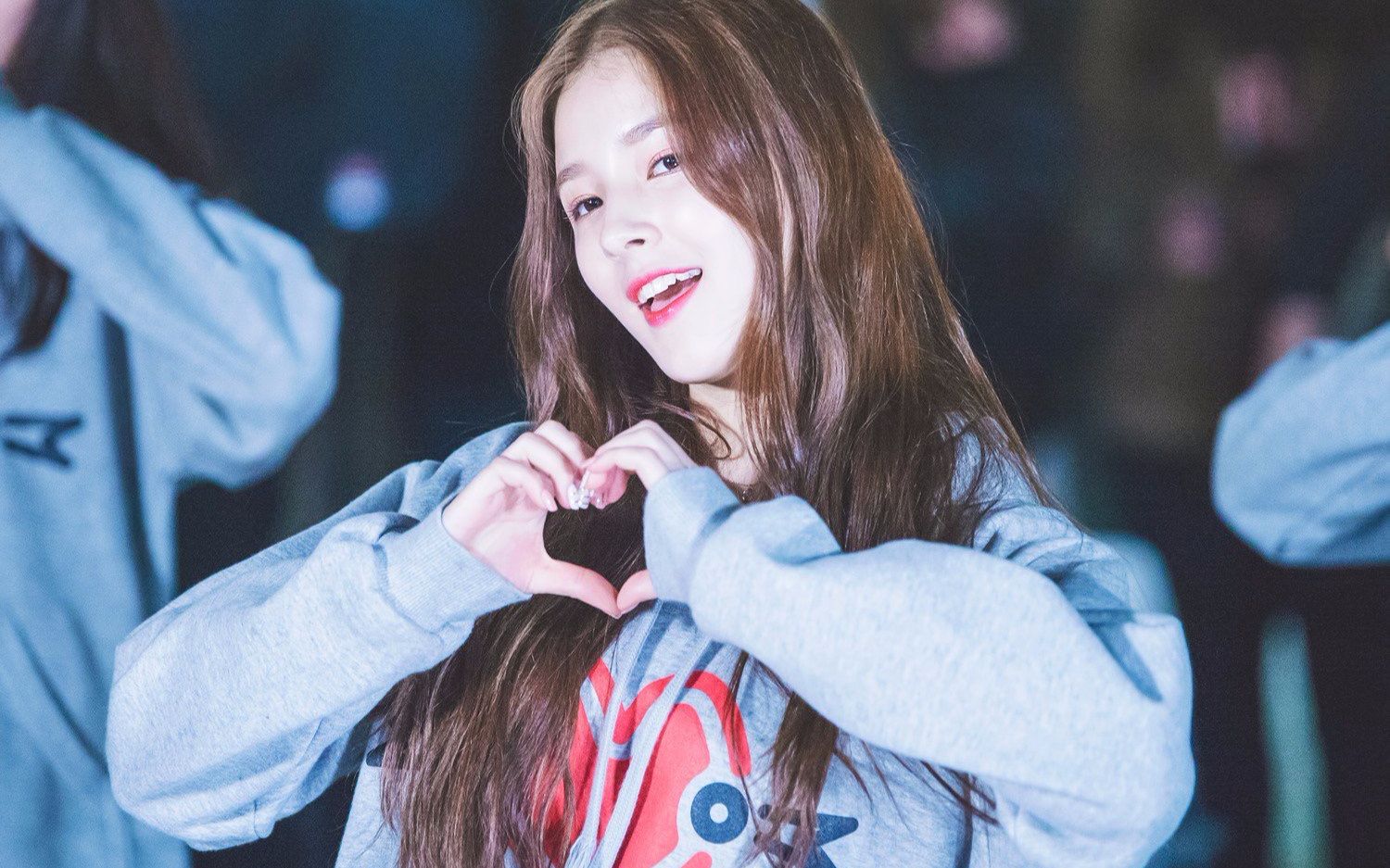 nancy jewel mcdonie 中文名:李承利(暂译),韩国女子演唱组合