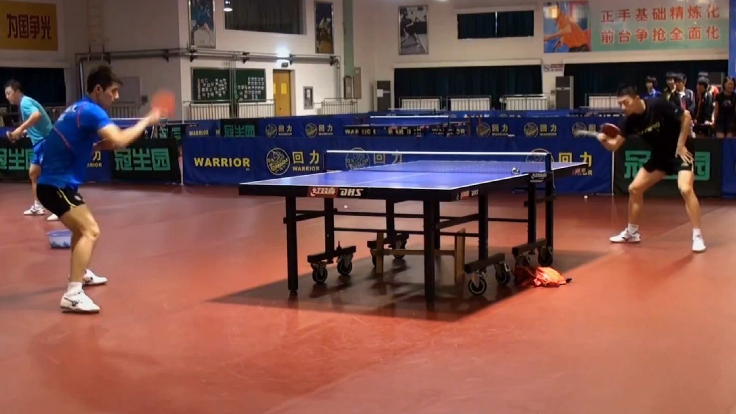 最经典的训练视频！业余爱好者可以逐帧研究，科龙的动作框架太完美了