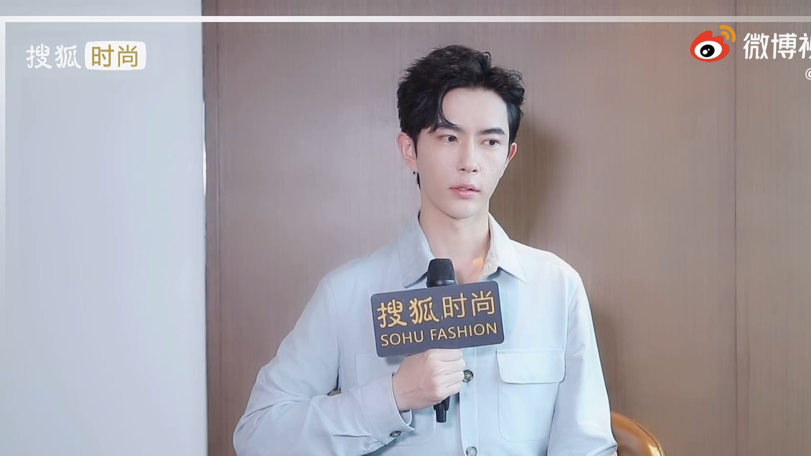 2021年4月，他聊起《大中医》时，眼里的光，那么亮...可惜，拍摄中断了