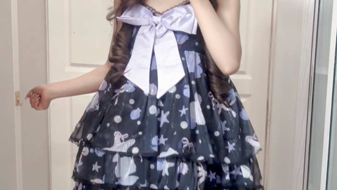 Hang it here, Chancho.