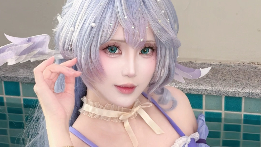 知更鸟向你发出泳池邀请