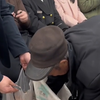 一群有温度的人温暖了一个城市#暖心一幕 #传递正能量 #人间有爱