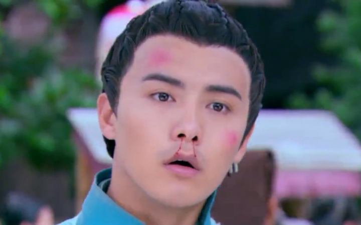 男主受伤吐血