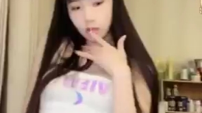 喵播福利八月未央女主播 更多精彩等你来