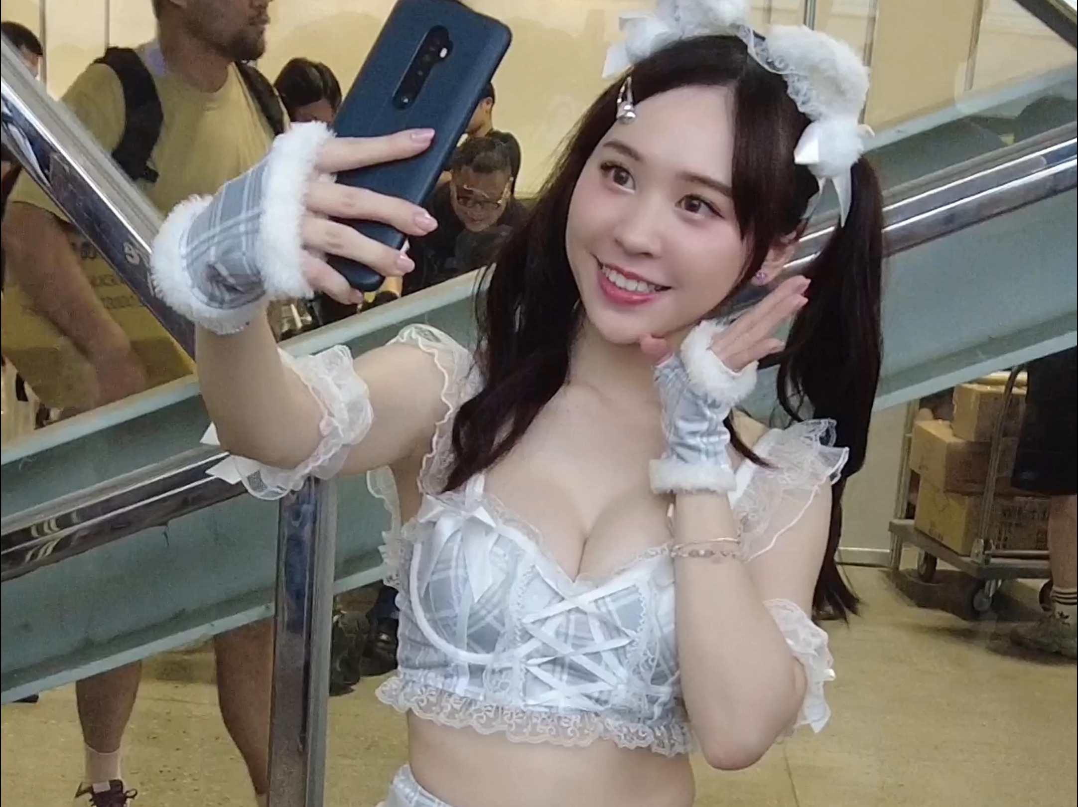 Cute Girl COS | Cute Maid