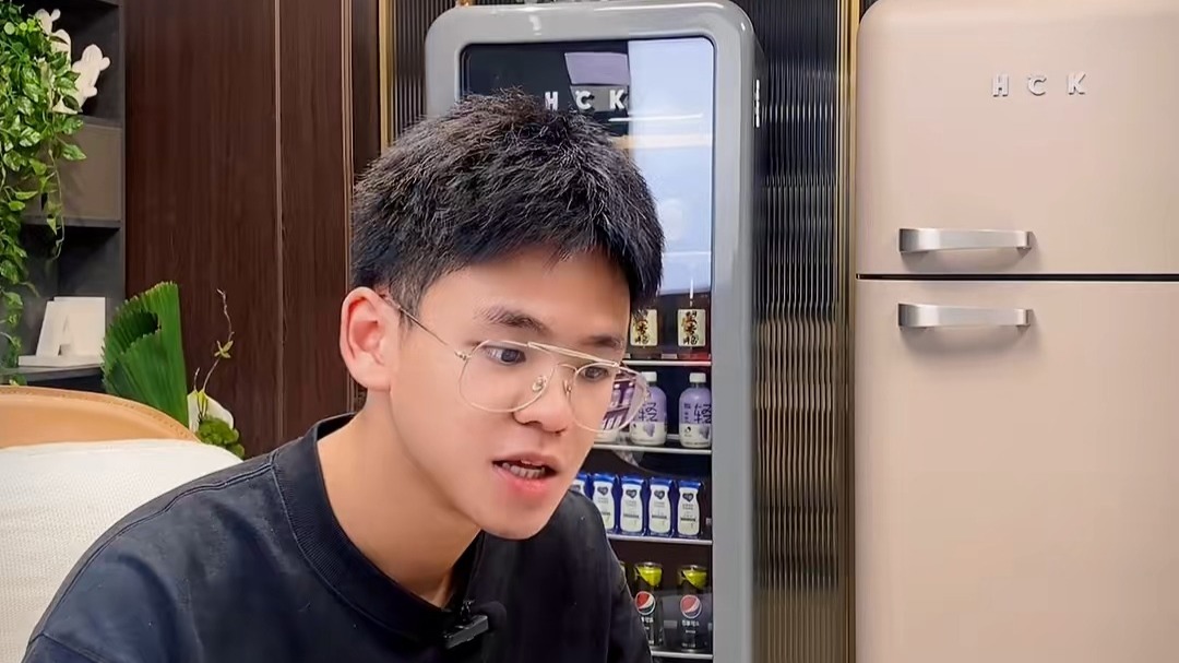 哈士奇冰箱 问题解答 很多人不知道冰箱和冰吧的区别，今天就来为你解答！脱单的机会来了 聚会神器