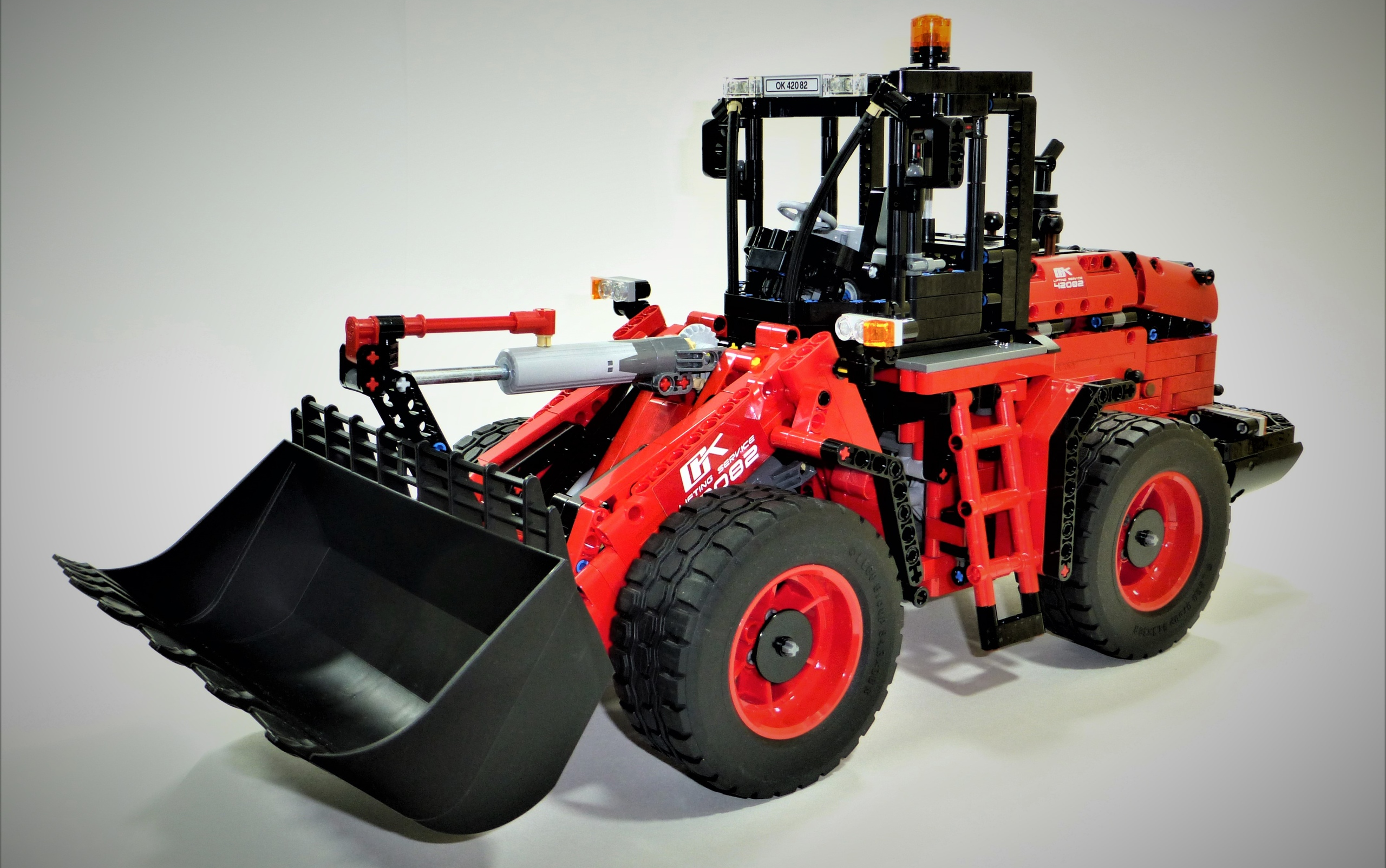 42082+铲子和推杆=C模式轮式装载机LEGO乐高Technic科技/机械MOC_哔哩哔 