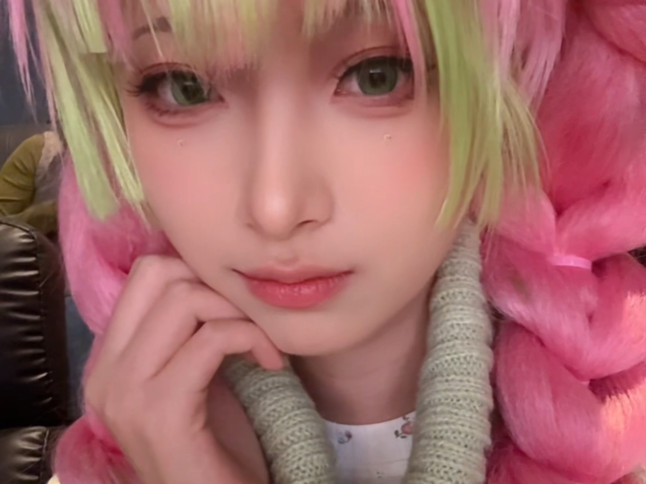 I don't know why I lost the mole under my eye with the beauty shot ( ㅁㅁㅁㅁㅁㅁㅁㅁ)