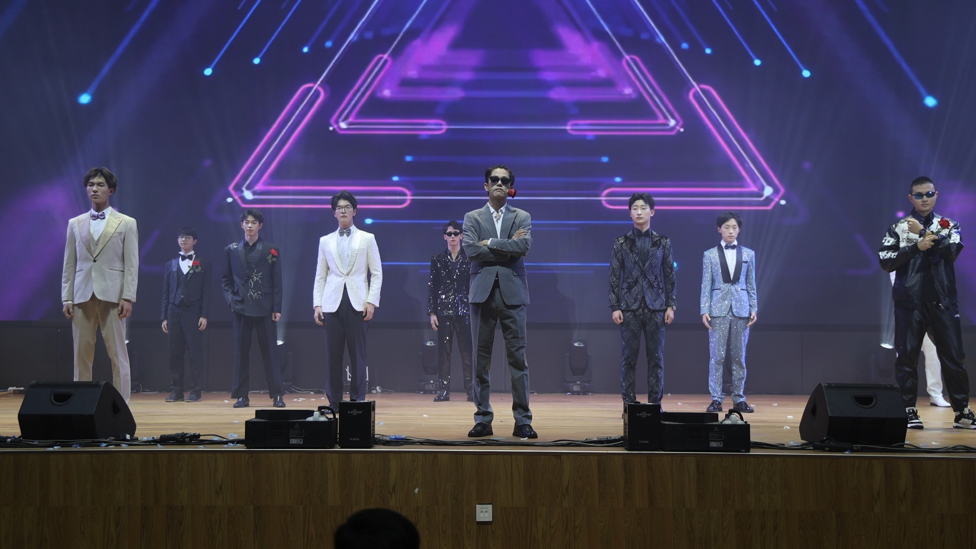 绍兴市阳明中学2026年元旦文艺汇演（二十二）《盛装礼赞》