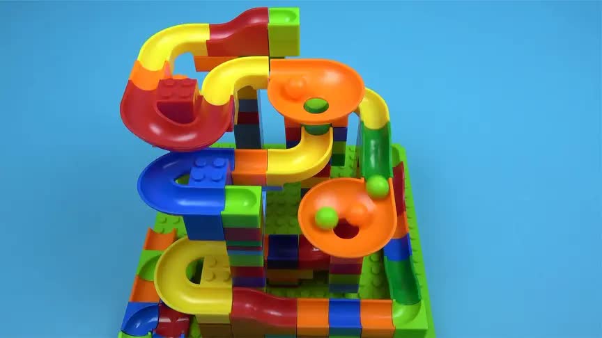 百变滑道积木玩具拆箱测评试玩，婴幼儿宝宝早教益智卡通游戏视频