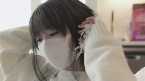 姐姐说：说千万别心动